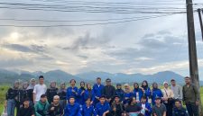 Himpunan Mahasiswa Rumpin Bagikan 1.000 Takjil di Rumpin Eco Park