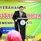 Rektor Universitas Raharja Dr. Po Abas Sunarya