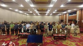Komisioner KPUD Jakarta Pusat bersama para undangan dalam Rakor Jelang Kampanye