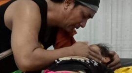 Ayah Bersama Korban