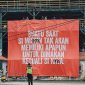 Kain rentang berisi kritik kesenjangan ekonomi di Indonesia | Sumber: Social Movement Institute (SMI) via Instagram @socialmovementinstitute