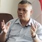 Foto: Founder Gogo Bangun Negeri, Lembaga Survey & Konsultan Komunikasi Politik, Emrus Sihombing | Dokumentasi: koranmadura.com