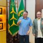 Jaksa Agung Muda Perdata dan Tata Usaha Negara (JAM Datun) Kejaksaan Agung RI Dr. Narendra Jatna, S.H., LL.M. - menerima kunjungan Ketua Dewan Pembina Puspolkam Indonesia Firman Jaya Daeli, pada awal Juni 2025, di ruang kerja JAM Datun, di gedung Kejaksaan Agung RI.