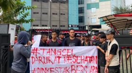 Unjuk Rasa di Depan Dinas Kesehatan Kota Tangerang Selatan oleh kader Permanas Tangsel | Gambar: Istimewa
