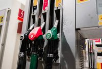 08/11/2018 - Kraków, małopolskie / Poland: Fuel pump on the Shell gas station - night view
