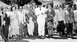 Sukarno dan aktivis perempuan Gerwani | Gambar: Arsip Tempo