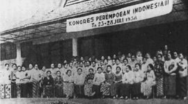 Elsbeth Locher-Scholten - Women and the Colonial State# Essays on Gender and Modernity in the Netherlands Indies 1900-1942
page 211 | Gambar: Berdikari Online