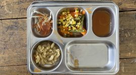 Menu MBG di salah satu sekolah SD yang ada di Tangerang Selatan. Penamara/AgnesMonica