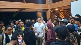 Pembubaran Nobar [Nonton Bareng] Film Pesta Babi oleh Aparat yang digelar Aliansi Jurnalis Independen (AJI) Ternate bersama Society of Indonesian Environmental Journalists (SIEJ) | Gambar : TimesMalut.com