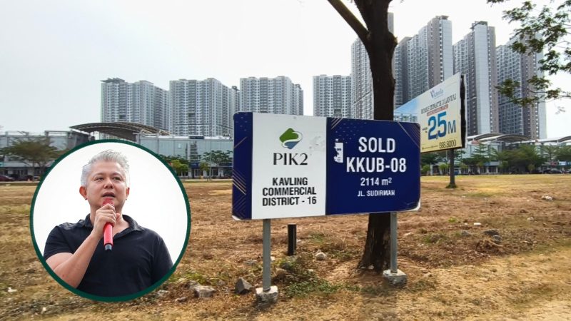 Pojok Kiri : Foto Charlie Chandra | Ist