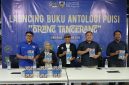 Kegiatan Peluncuran Antologi (Kumpulan) Puisi Karya Masyarakat Tangerang di Gedung Pemuda KNPI Kota Tangerang, Jumat (9/10) | Foto: PENAMARA/Ari Sujatmiko